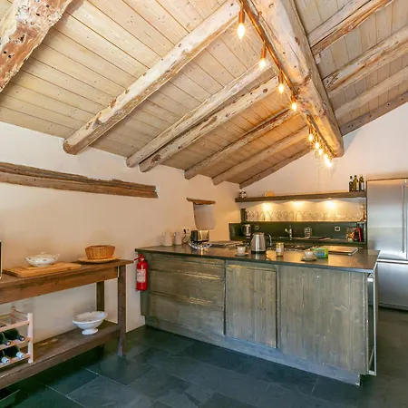 17°c Restaure, 4 Ch, Au Coeur Du Vieux Val-d'isere, Grande Cheminee, Proche Pistes, Parking, Wifi - Fr-1-694-358 Chalet Val-dʼIsère